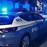 Corigliano-Rossano: poliziotto evita per miracolo la coltellata sferratagli da un energumeno 