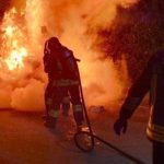 Notte di fuoco a Lauropoli di Cassano: incendiate le auto di due 20enni noti alle forze dell’ordine
